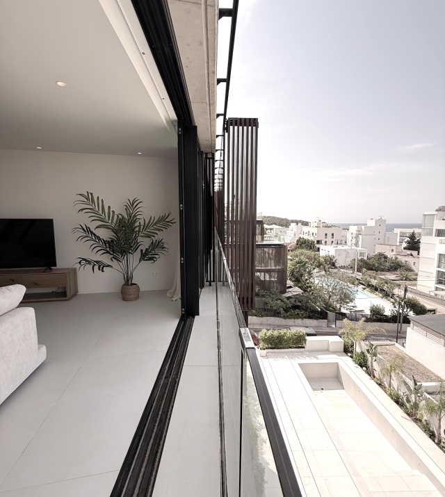 Resa Estates Ibiza longterm rent Talamanca penthouse terrace 3.jpeg